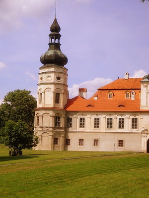 Z cyklu Piękno Polski – Pałac w Żyrowej